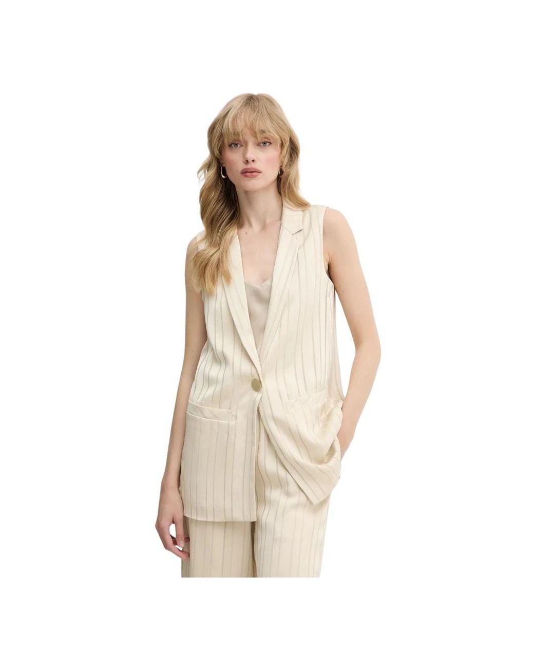 Vests di ARMANI EXCHANGE in Natural