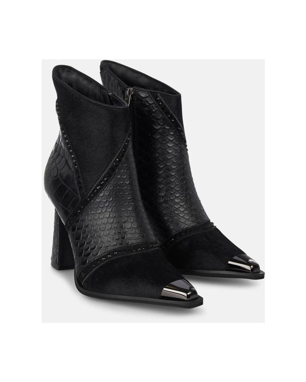 Alma En Pena. Black Heeled Boots