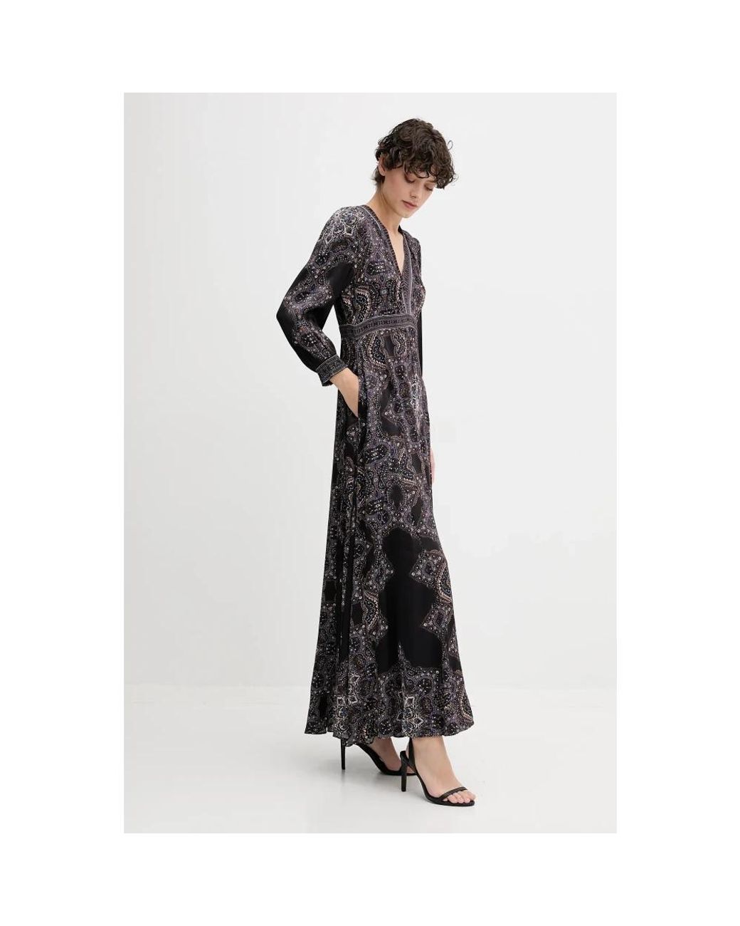 Maxi Dresses Hale Bob de color Black