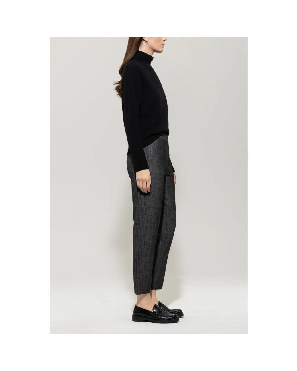 Luisa Cerano Gray Cropped Trousers
