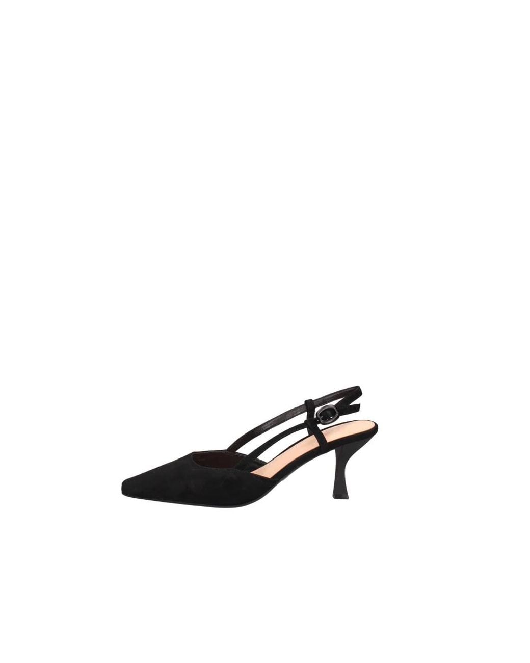 Marc Ellis Black Pumps