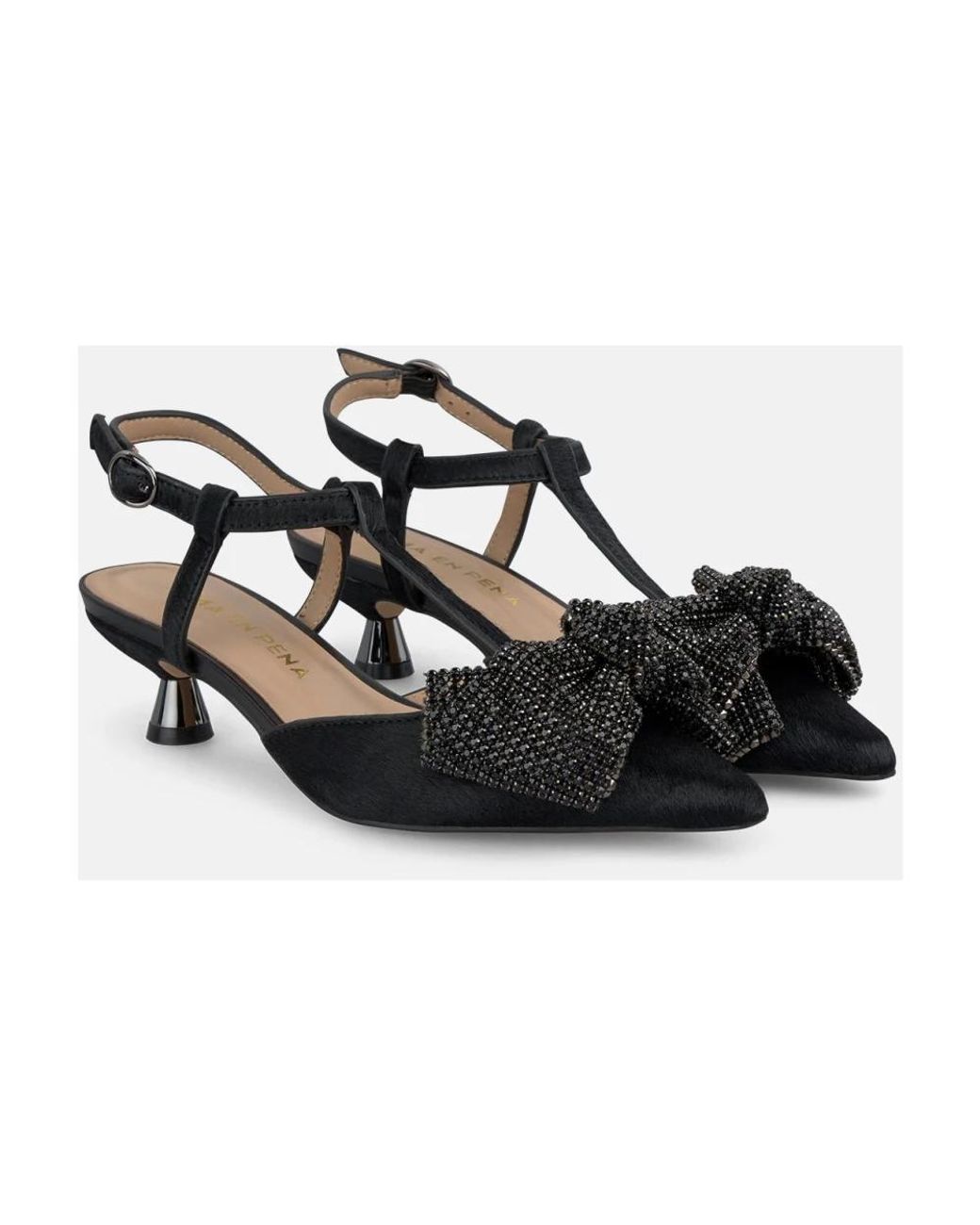 Alma En Pena. Black Pumps