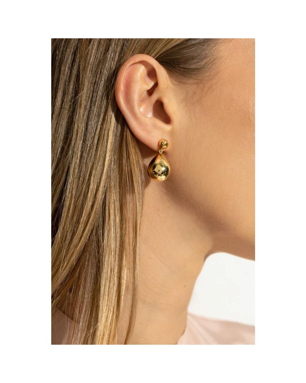 Earrings di LIE STUDIO in Metallic