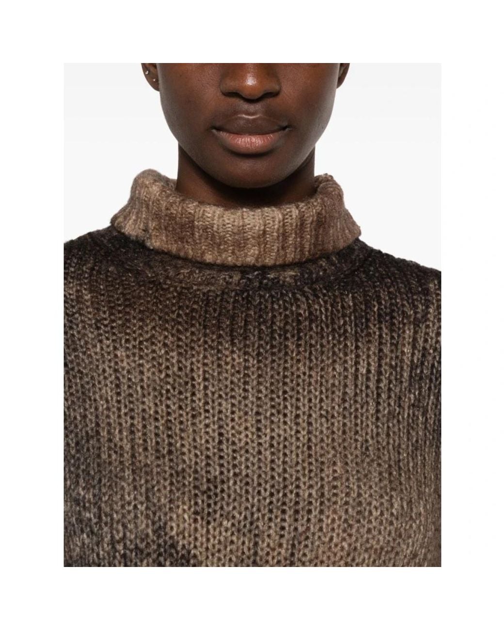 Avant Toi Brown Turtlenecks