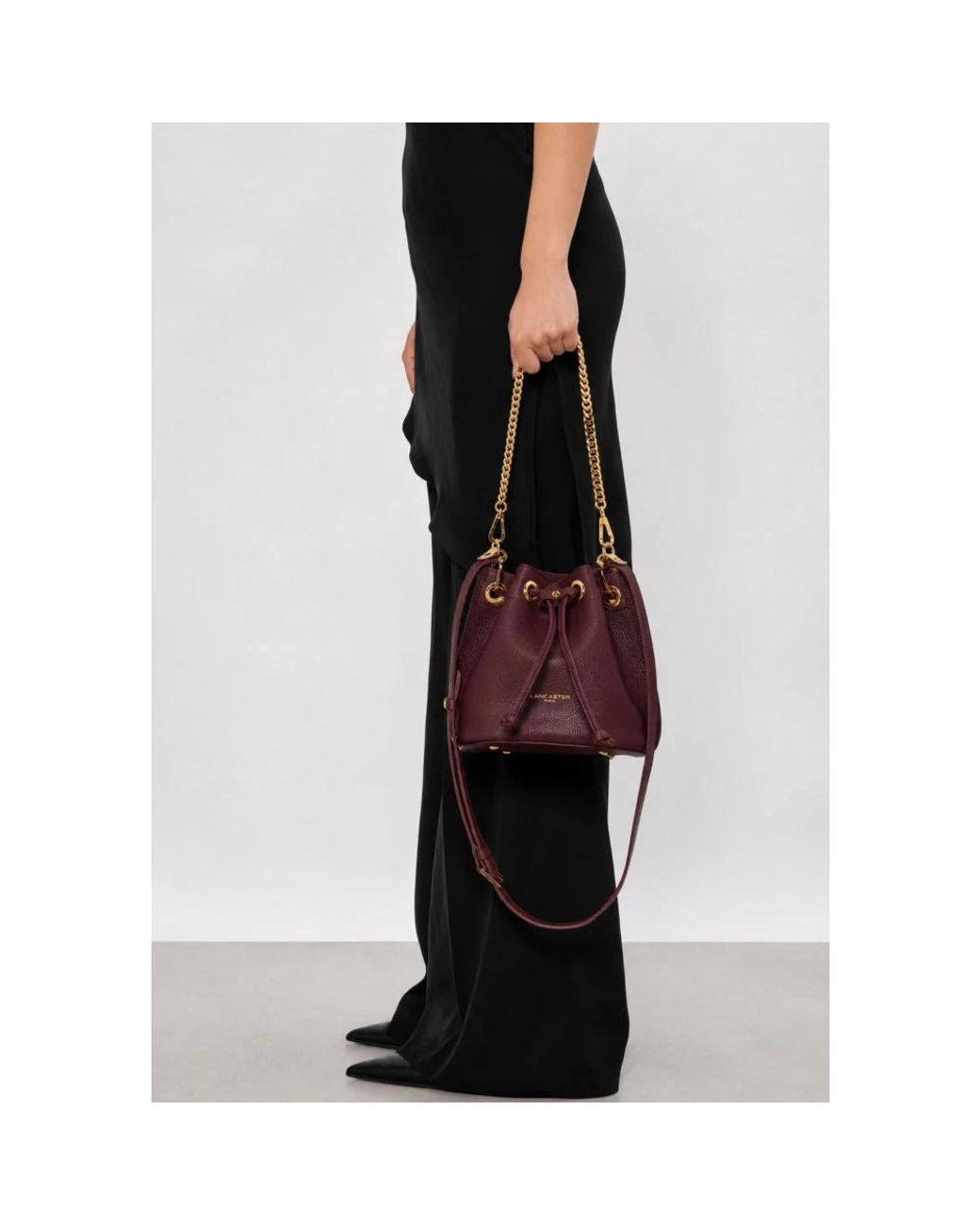Bucket Bags di Lancaster in Red