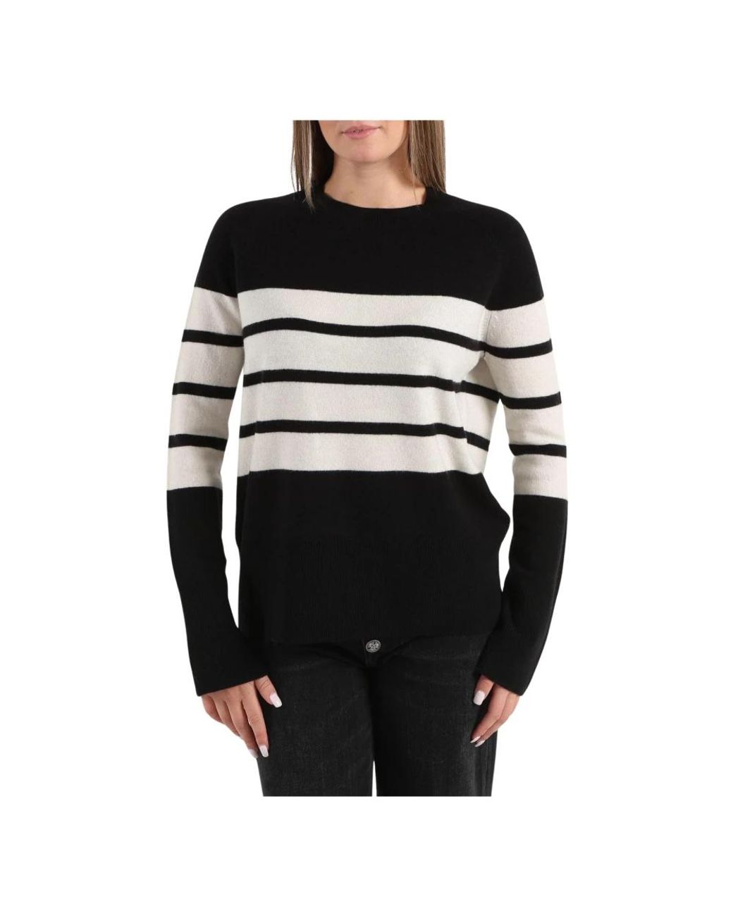 Kaos Black Round-Neck Knitwear