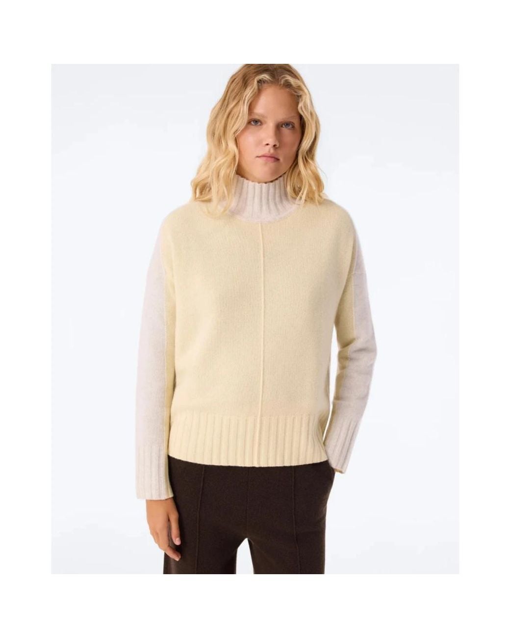 Turtlenecks Kujten de color White