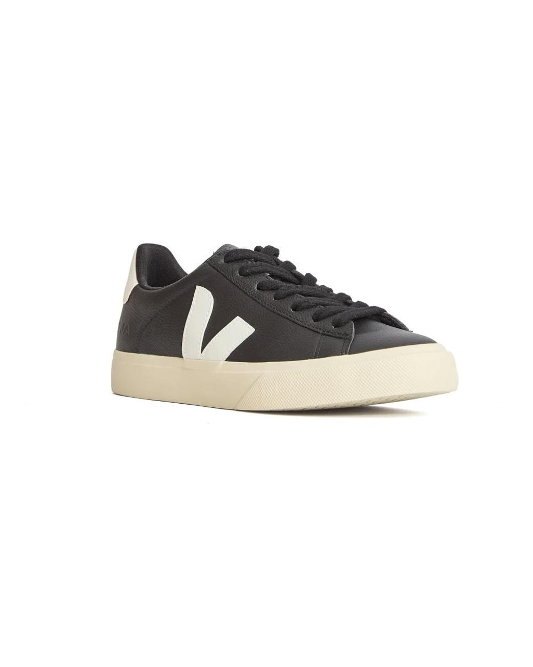 Sneakers di Veja in Black