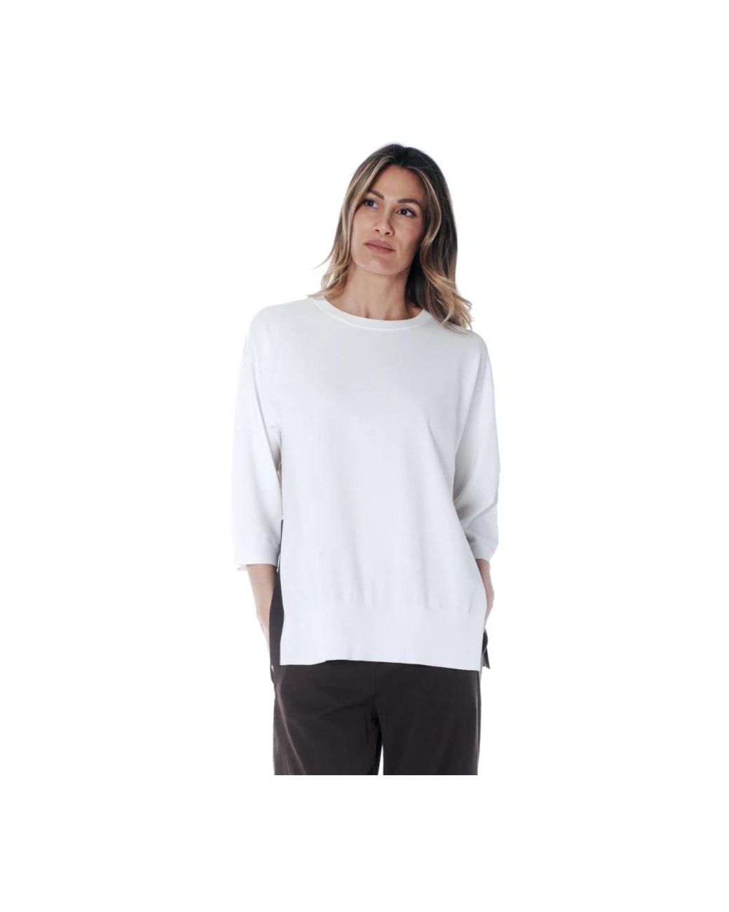 Kangra White Round-Neck Knitwear