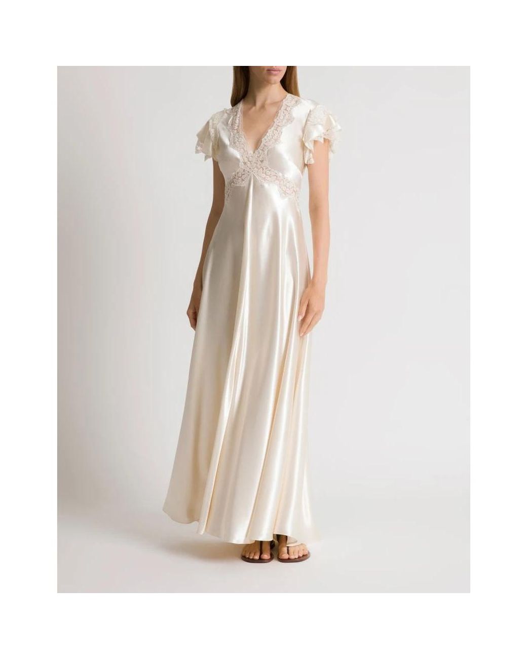 Gowns Alberta Ferretti de color White