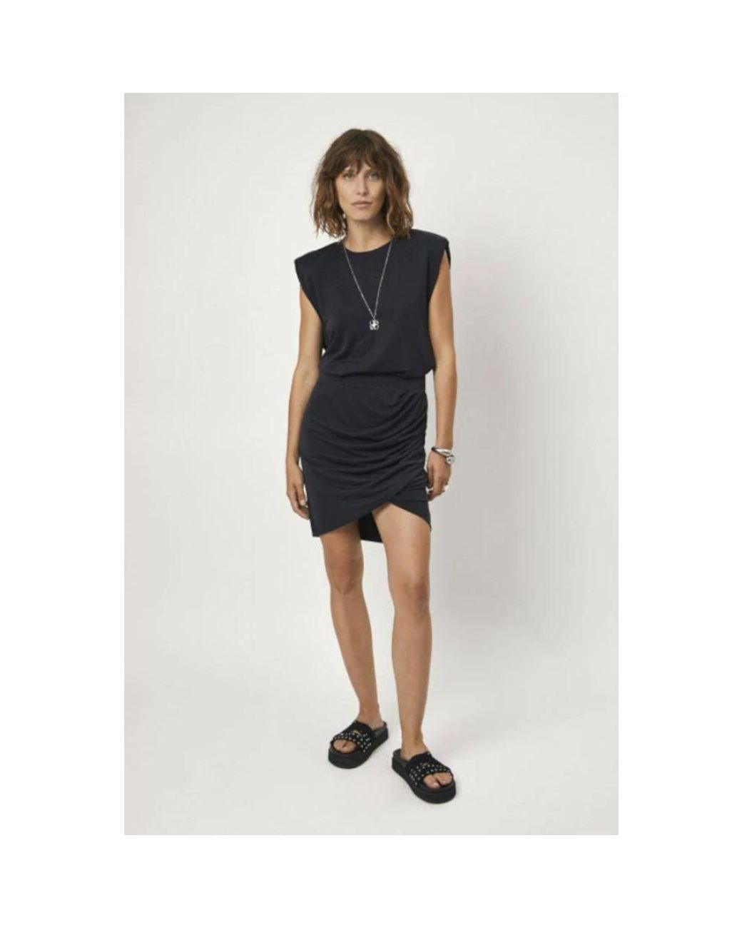 Dante 6 Black Sleeveless Tops