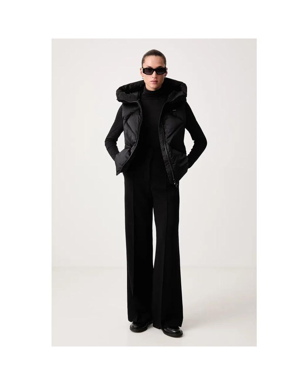 Vests Blauer de color Black