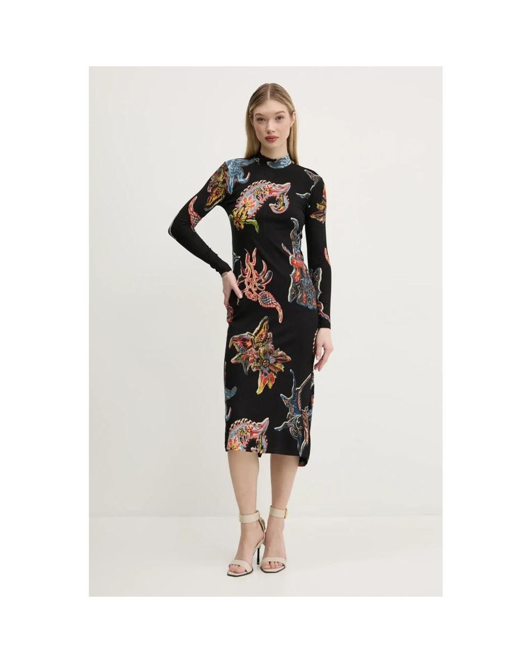 Midi Dresses Desigual de color Black