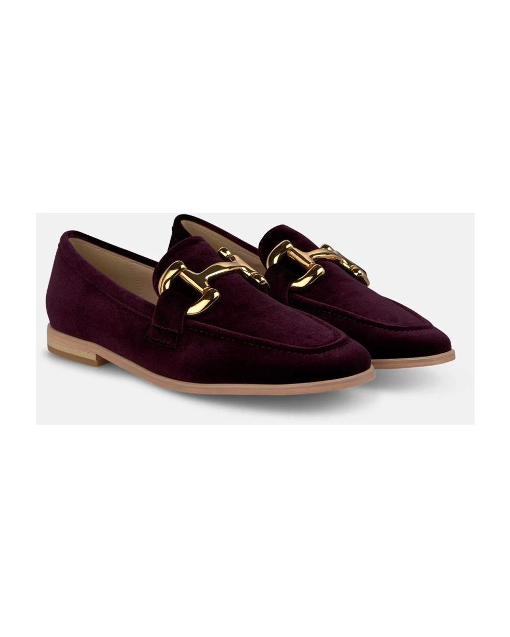 Alma En Pena. Red Loafers