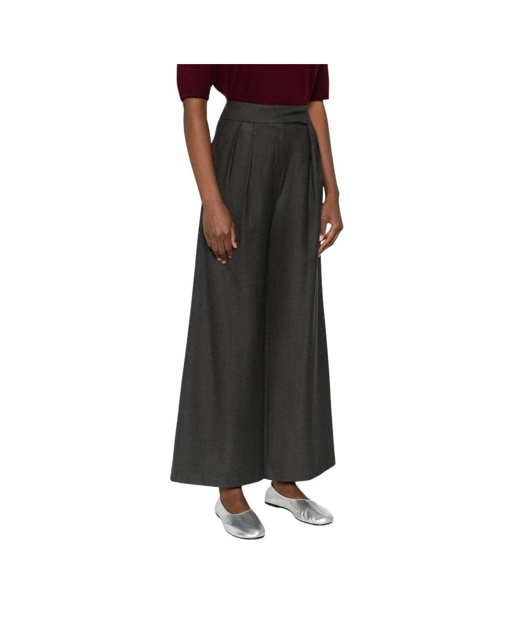 Thelaurent Plissã Broek in het Black