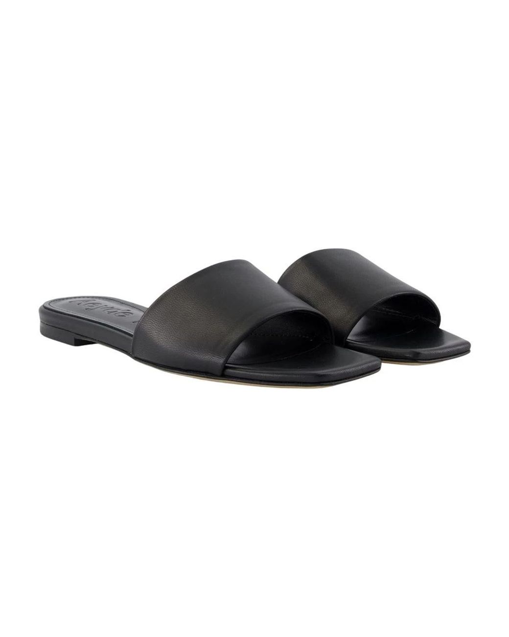 Aeyde Black Sliders