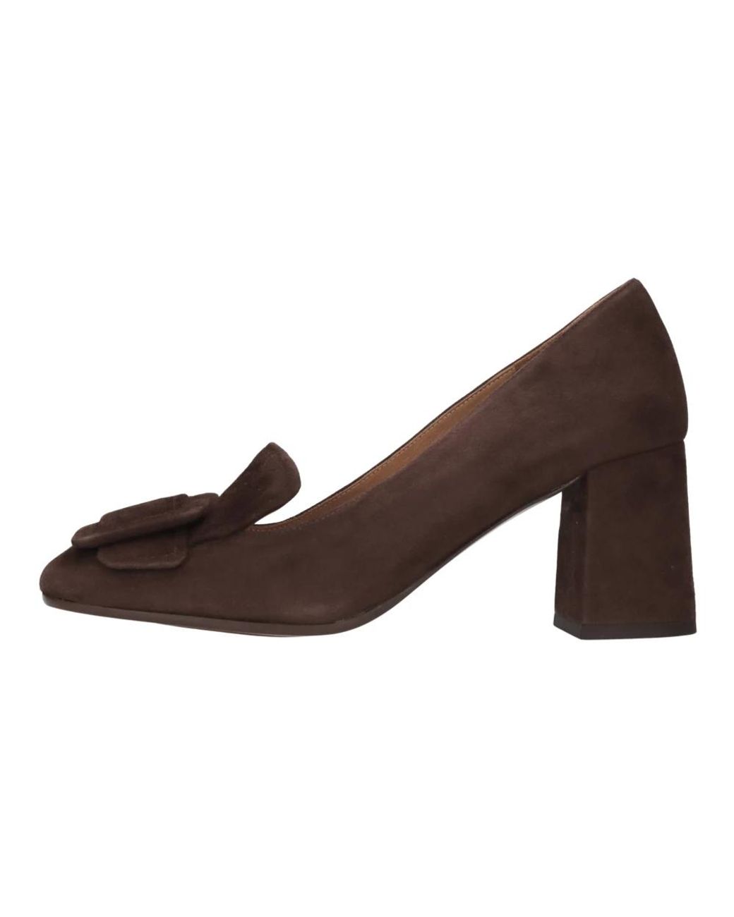 Chie Mihara Suede Loafers in het Brown