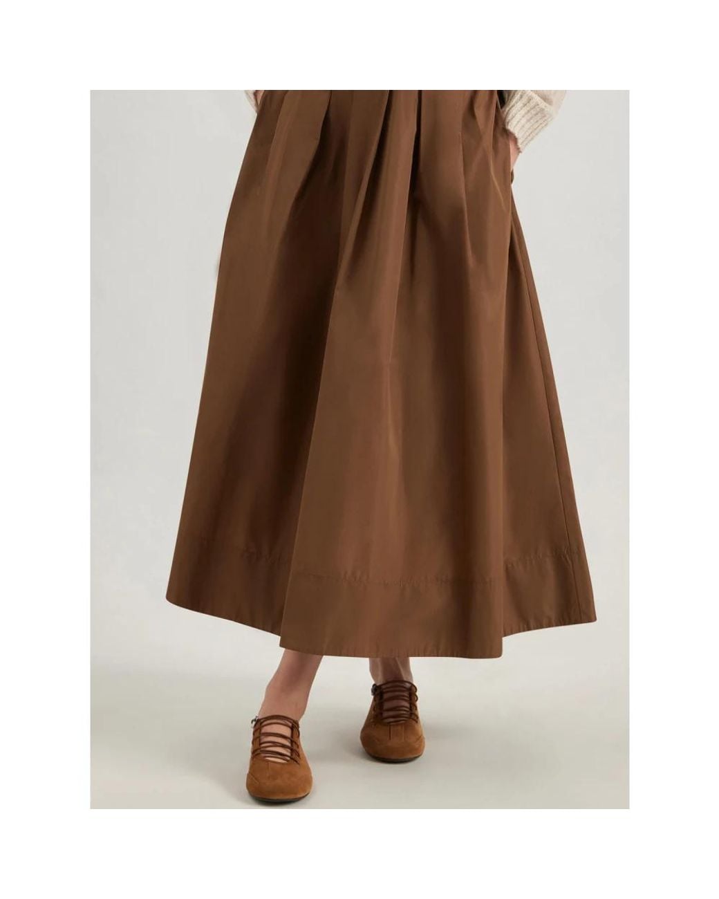 Maxi Skirts Alpha Studio de color Brown