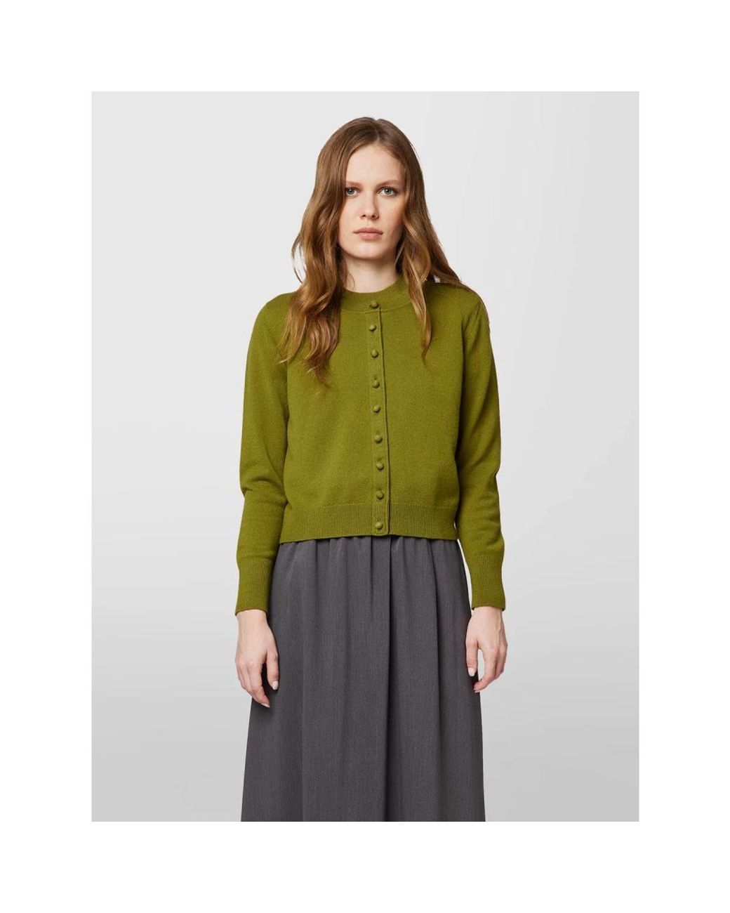 Cardigans Alpha Studio de color Green