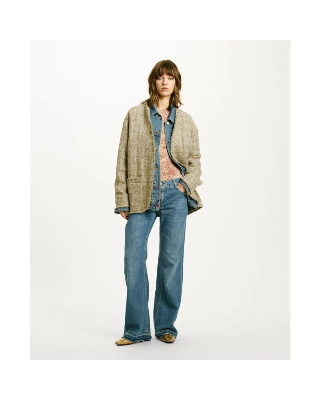 Momoní Natural Light Jackets