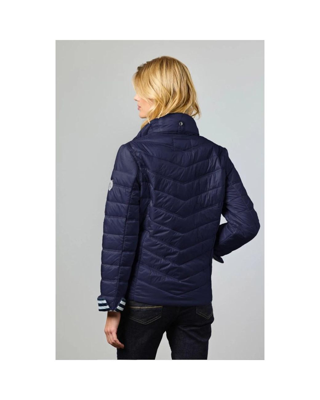 Winter Jackets di Junge in Blue