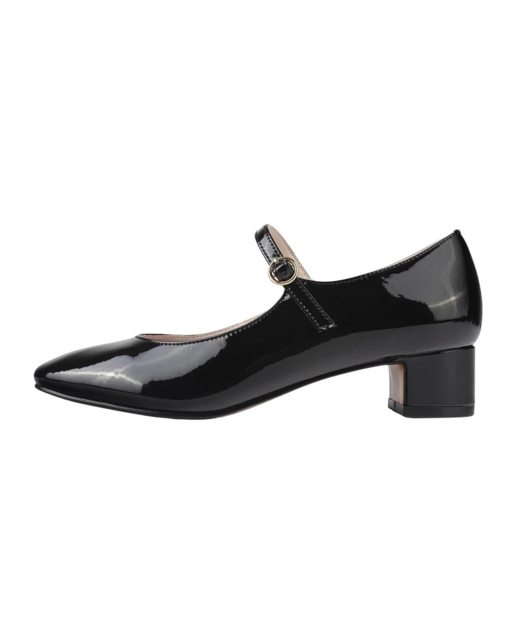 L37 Pumps in het Black