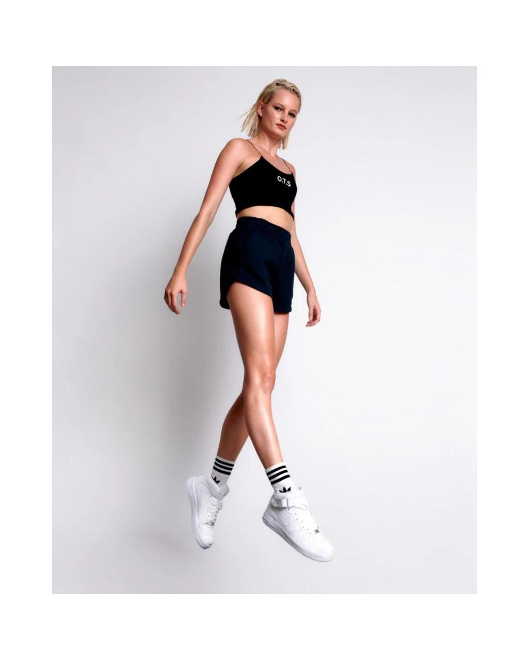Training Shorts One Teaspoon en coloris Blue