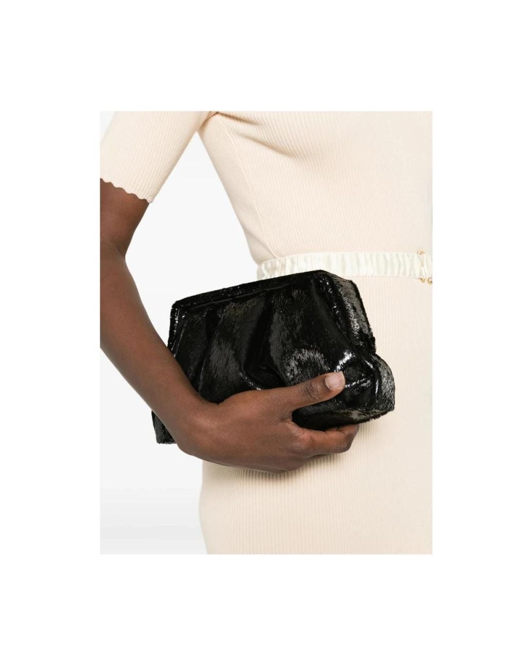THEMOIRÈ Black Clutches