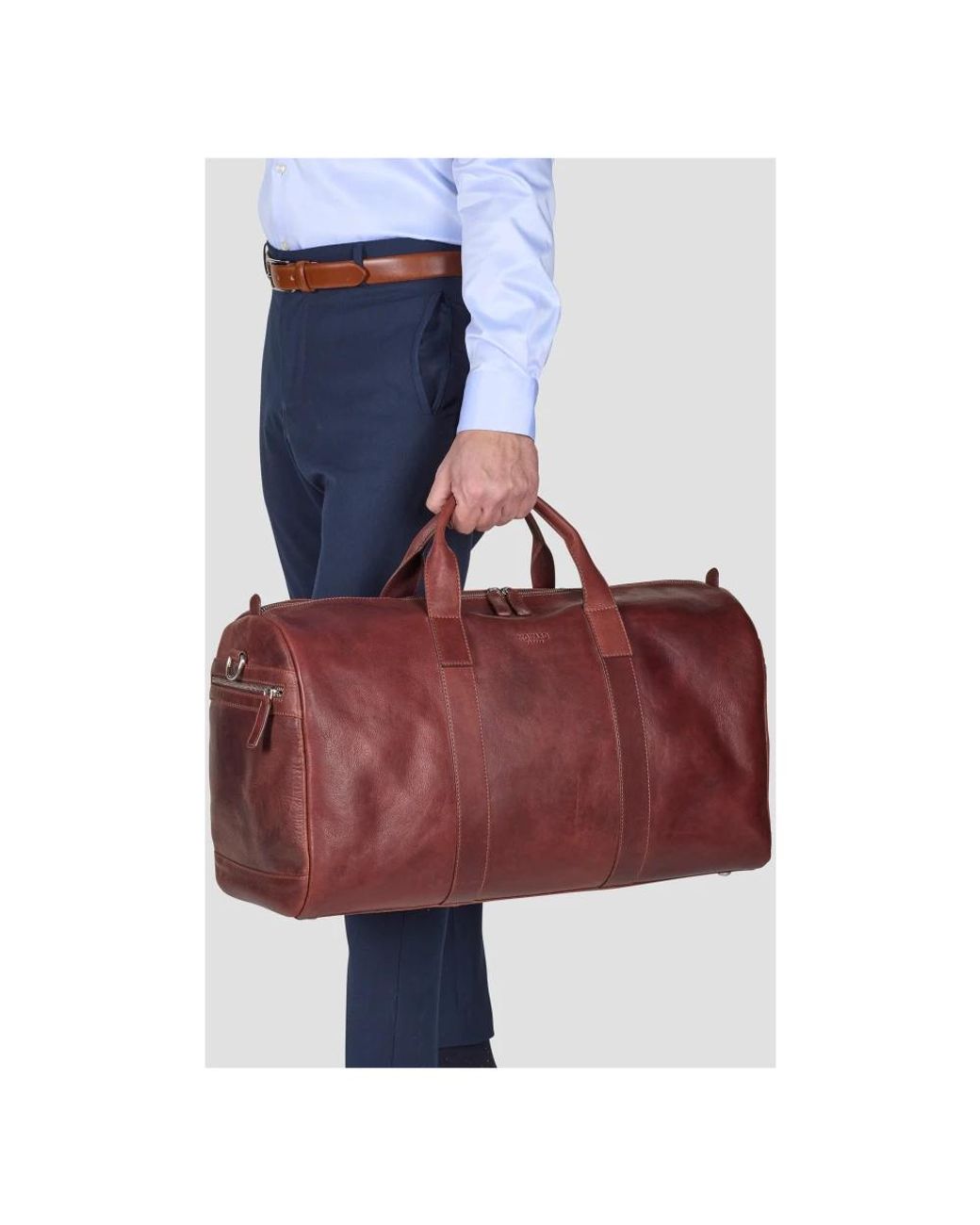 Howard London Red Weekend Bags for men