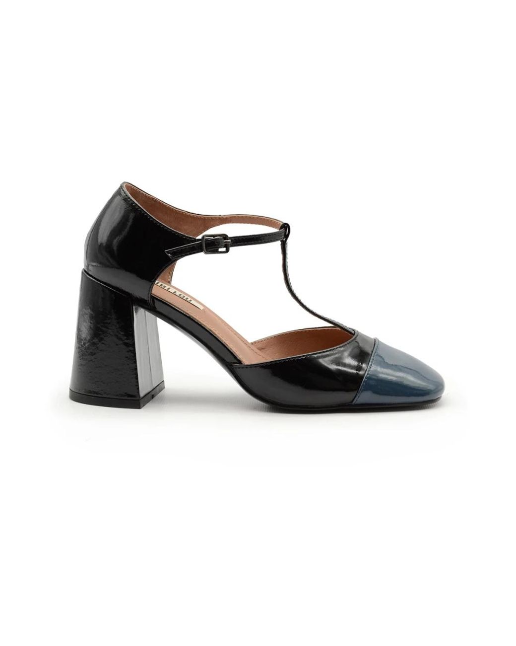 Bibi Lou Black Pumps