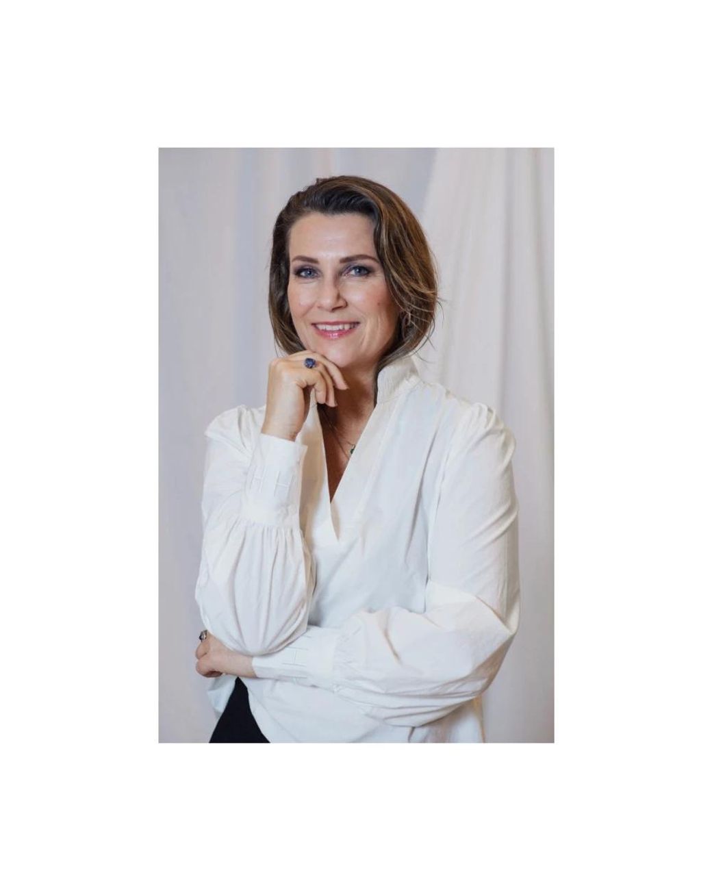 Hèst White Blouses