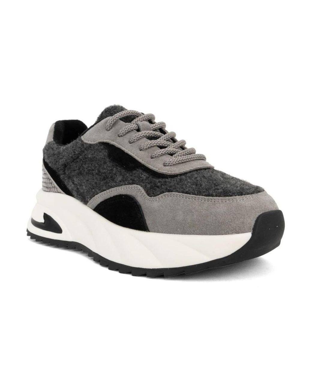 Linda Baumann Black Sneakers