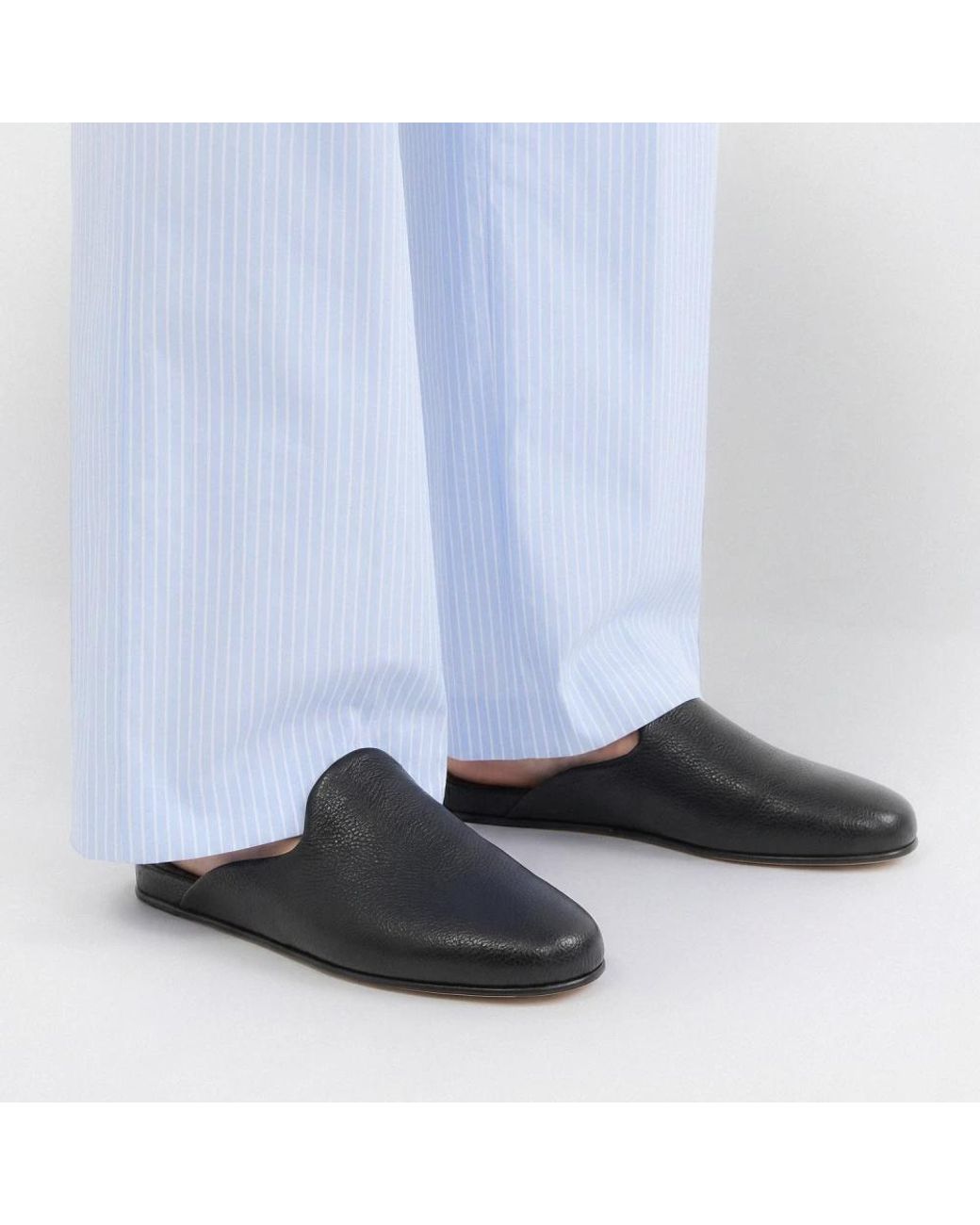 Scarosso Black Mules