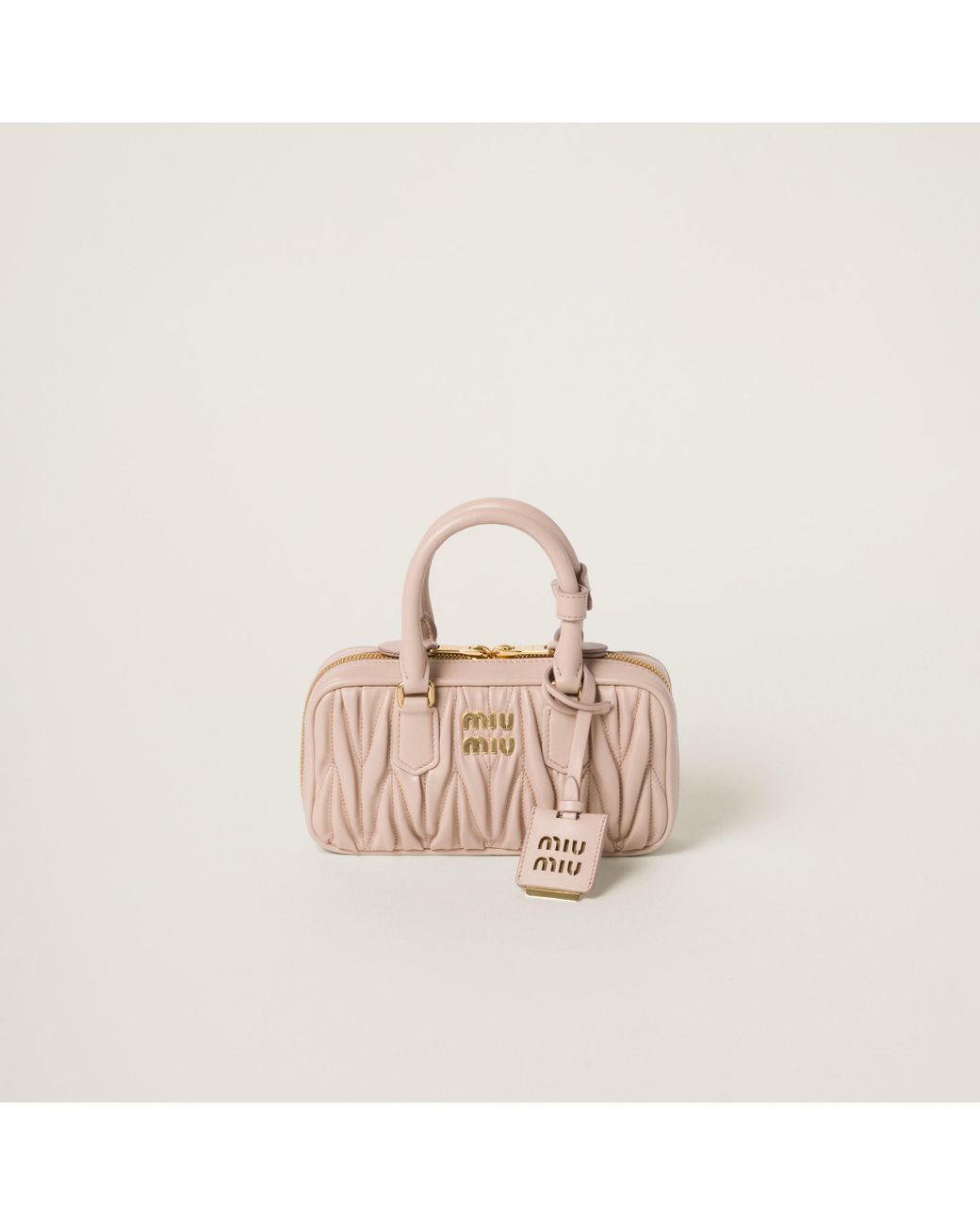 ハンドバッグ Miu Miu Borsa Arcadie Mini In Pelle Matelasse Miu Miu Arcadie Matelassé Nappa Leather Mini-Bag in Pink | Lyst