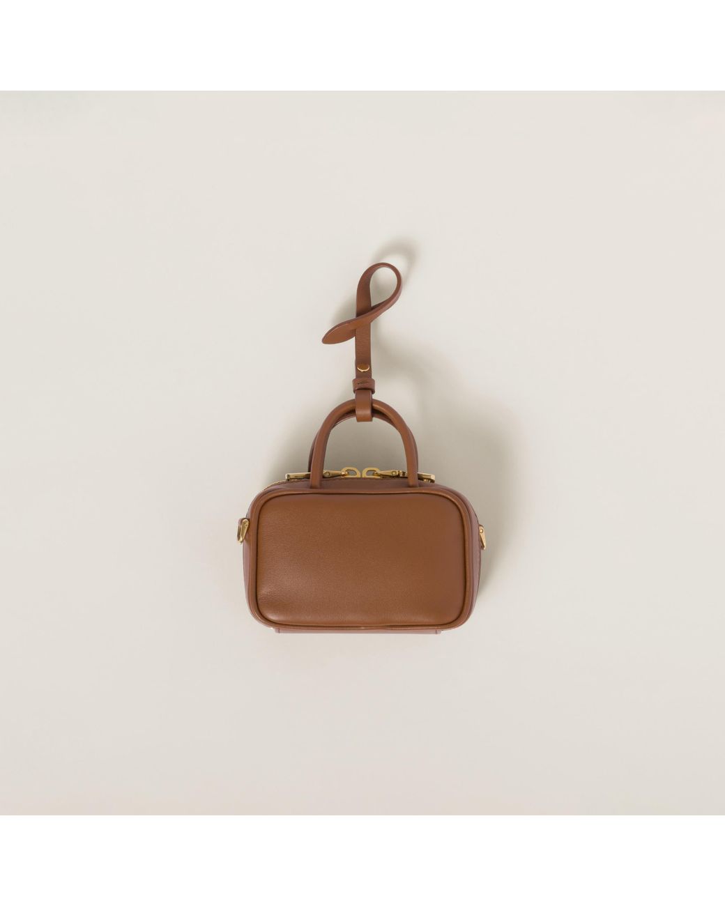 MiuMiu＊Leather micro bag レザー マイクロバッグ＊送料込 ブラック ボー レザー マイクロバッグ | Miu Miu