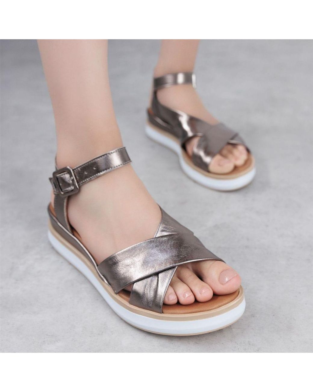 Shoon Brown Sh Meade Pewter Leather