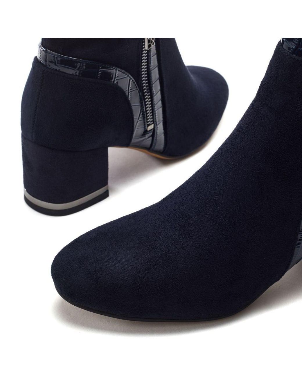 Moda In Pelle Blue Pesar Alcantara