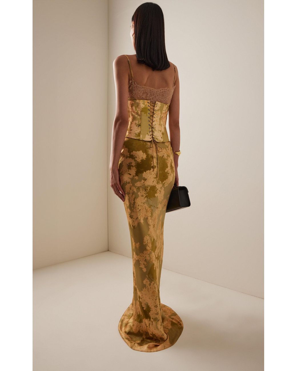 green emerald velvet dress OLYMPIA MAXI DRESS IN PALM GREEN VISCOSE CDC  DE LA VALI OFFICIAL