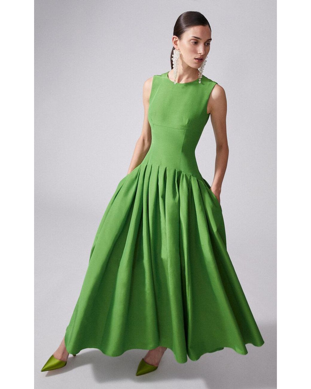 Carolina Herrera Sleeveless Cotton-Blend Faille Maxi Dress in Green | Lyst