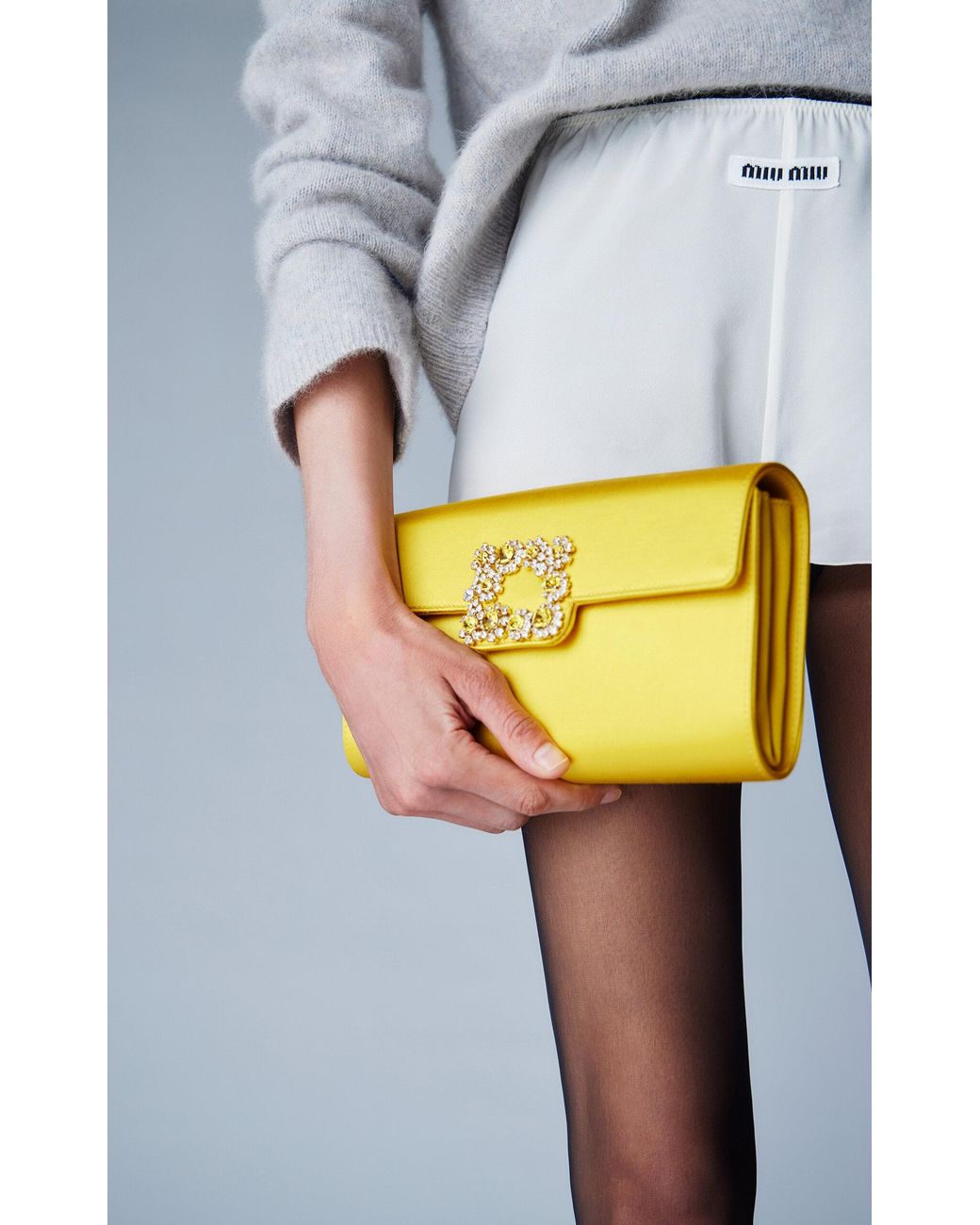 クラッチバッグ Roger Vivier Mini clutch bag with Rhinestone Bouquet Efflorescence Mini Clutch in satin White Woman