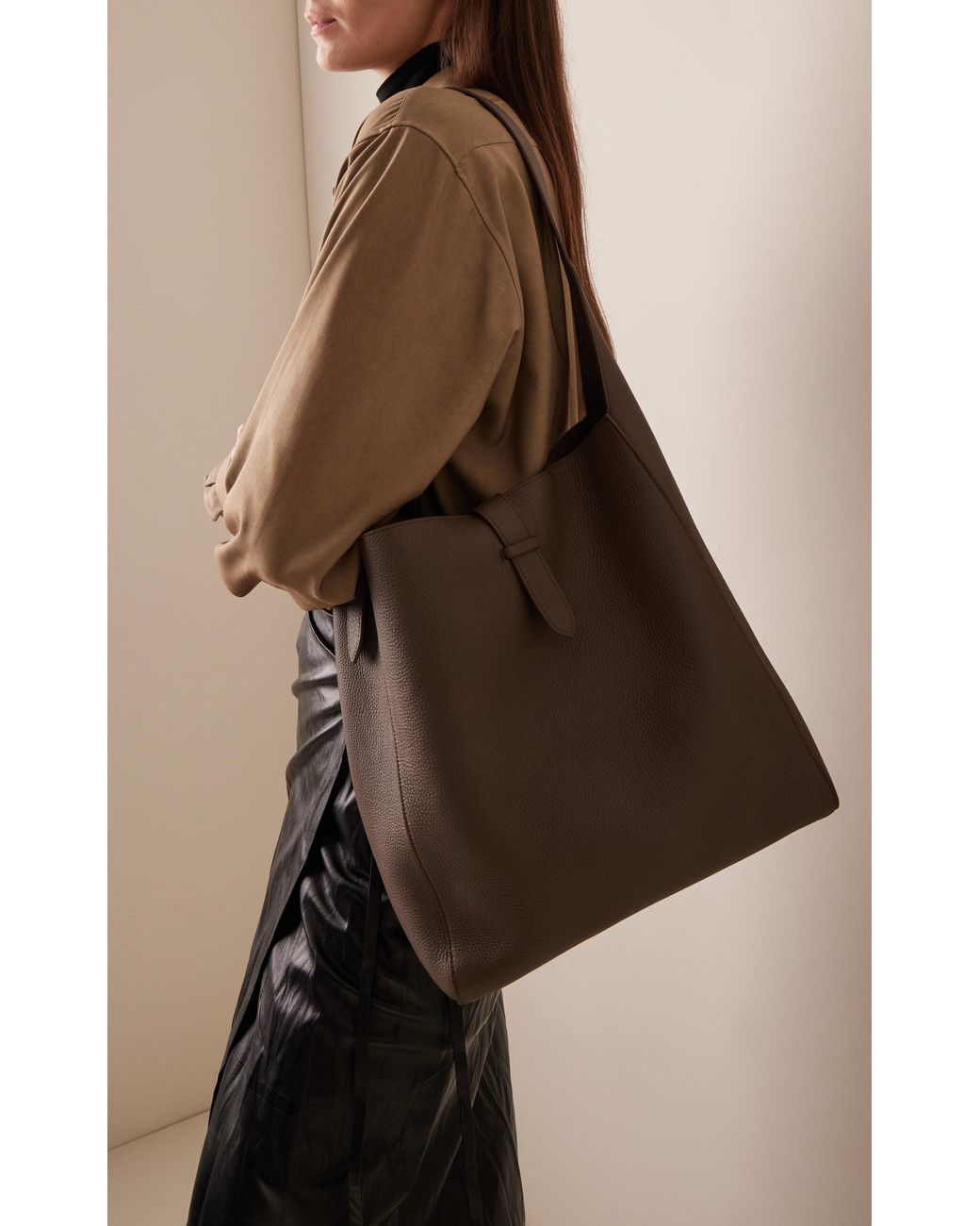 THE ROW Blake Hobo レザーバッグ The Row Blake Leather Hobo Bag in Brown | Lyst