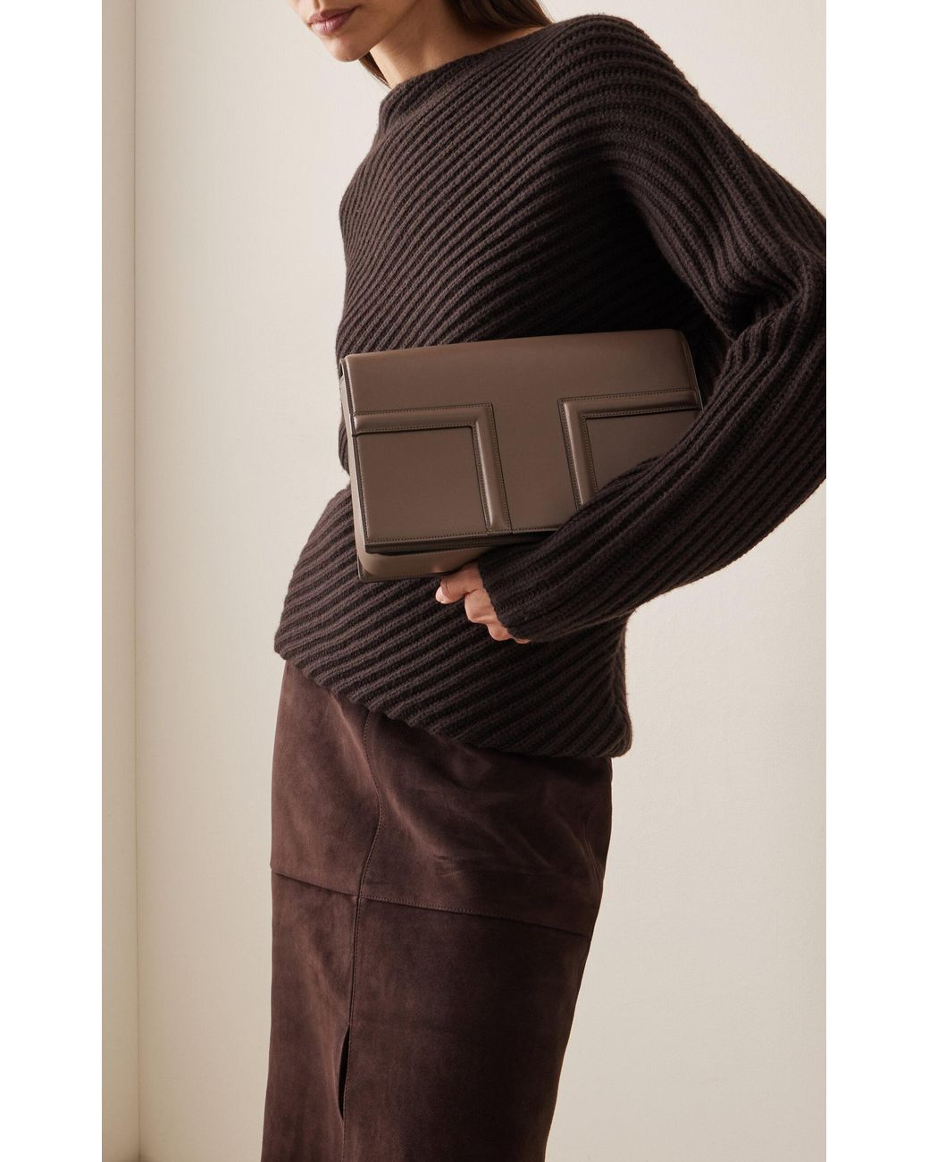 【関税込み】TOTEME ブラウン ミニ T-Flap バッグ TOTEME T-Flap ミニバッグ | ブラウン | FARFETCH JP