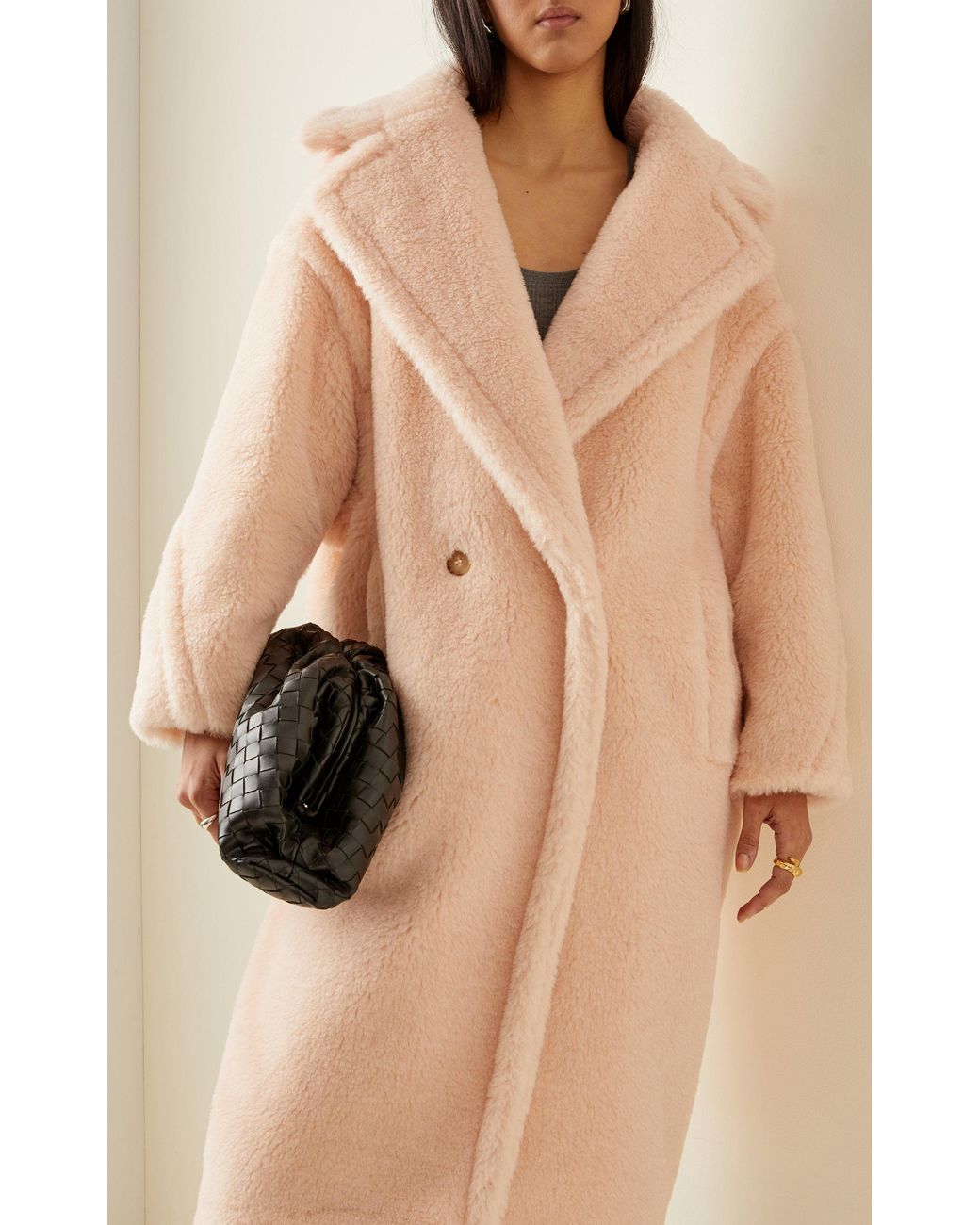 【関税込み】MAX MARA OVERSIZED WOOL AND ALPACA TEDDY COAT Max Mara Women's' Oversized Alpaca And Wool Teddy Coat in