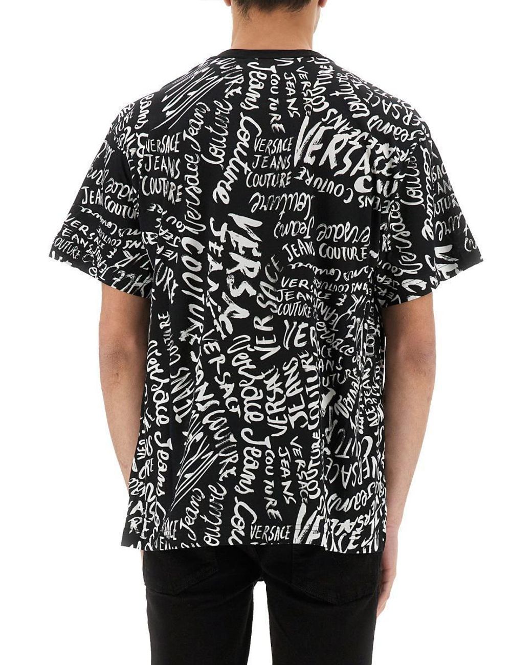 Tシャツ・カットソー Versace Jeans Couture Logomania Print T-Shirt Versace Jeans Couture Logomania Print T-Shirt in Black for