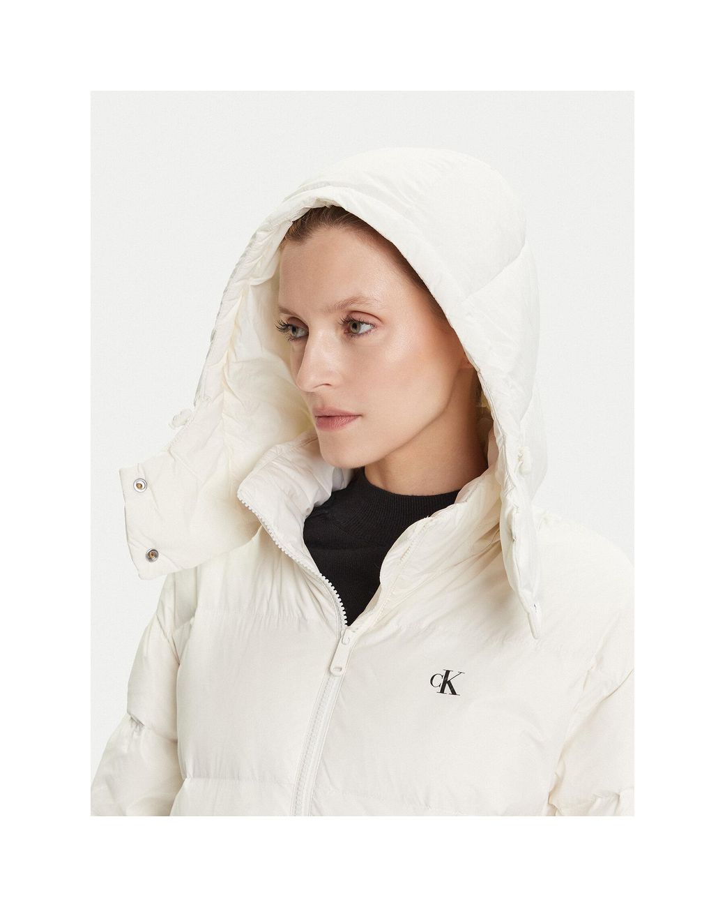 Calvin Klein White Daunenjacke Essential Lv047D502G Regular Fit