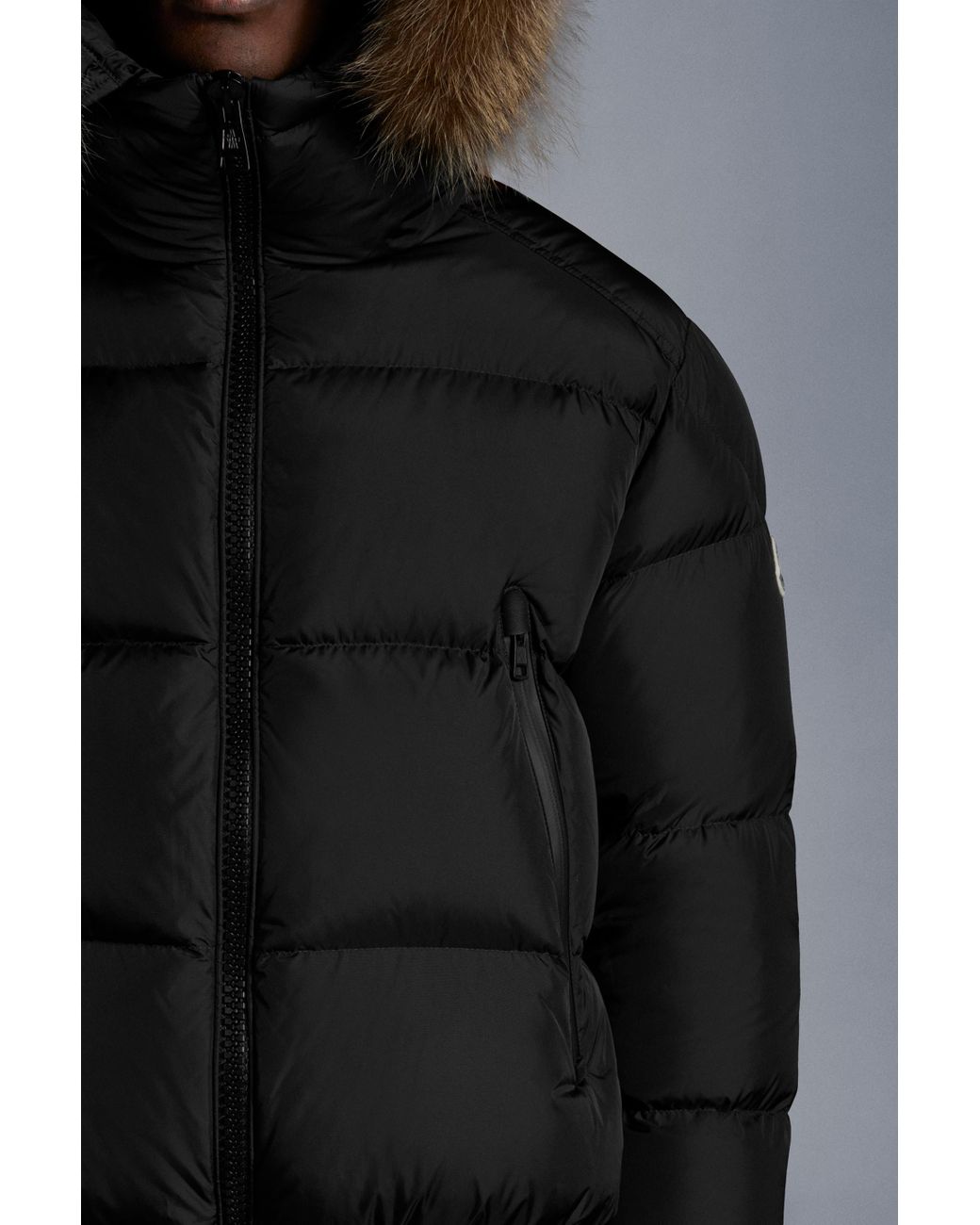 Moncler Men's Black Veyre Short Down Jacket