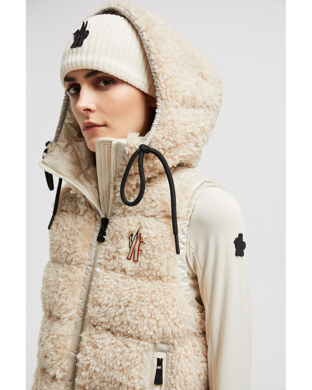 MONCLER Teddyドッグジレ moncler-Beige-Padded-Teddy-Zip