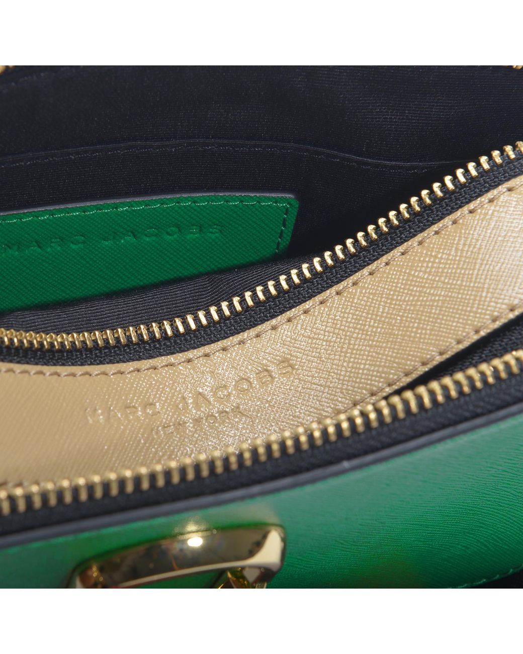 Marc Jacobs Women's Snapshot Cross Body Bag - Pepper Green Multi