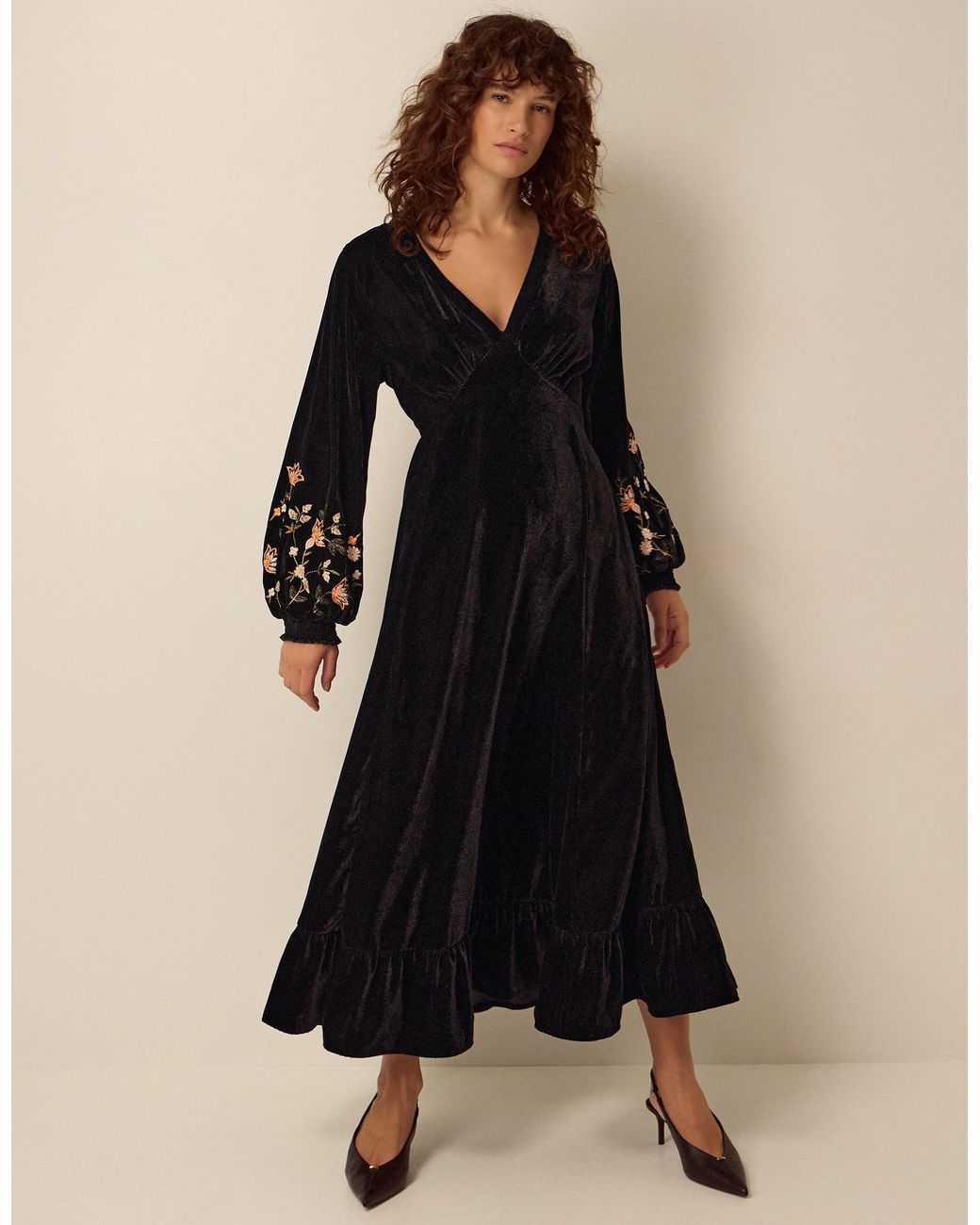 Monsoon Clemence Constance V-neck Floral Embroidered Velvet Midi Dress Black