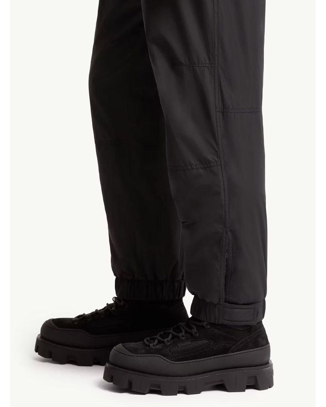Moncler Gray Grenoble: Joggers Con Vita Elasticizzata for men